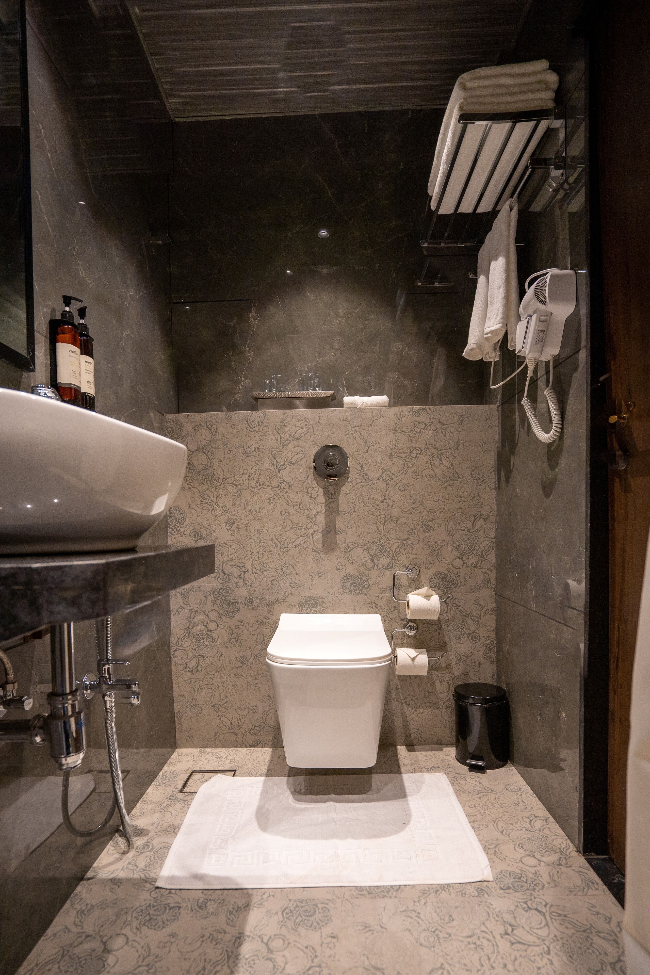 Regenta Place, Igatpuri