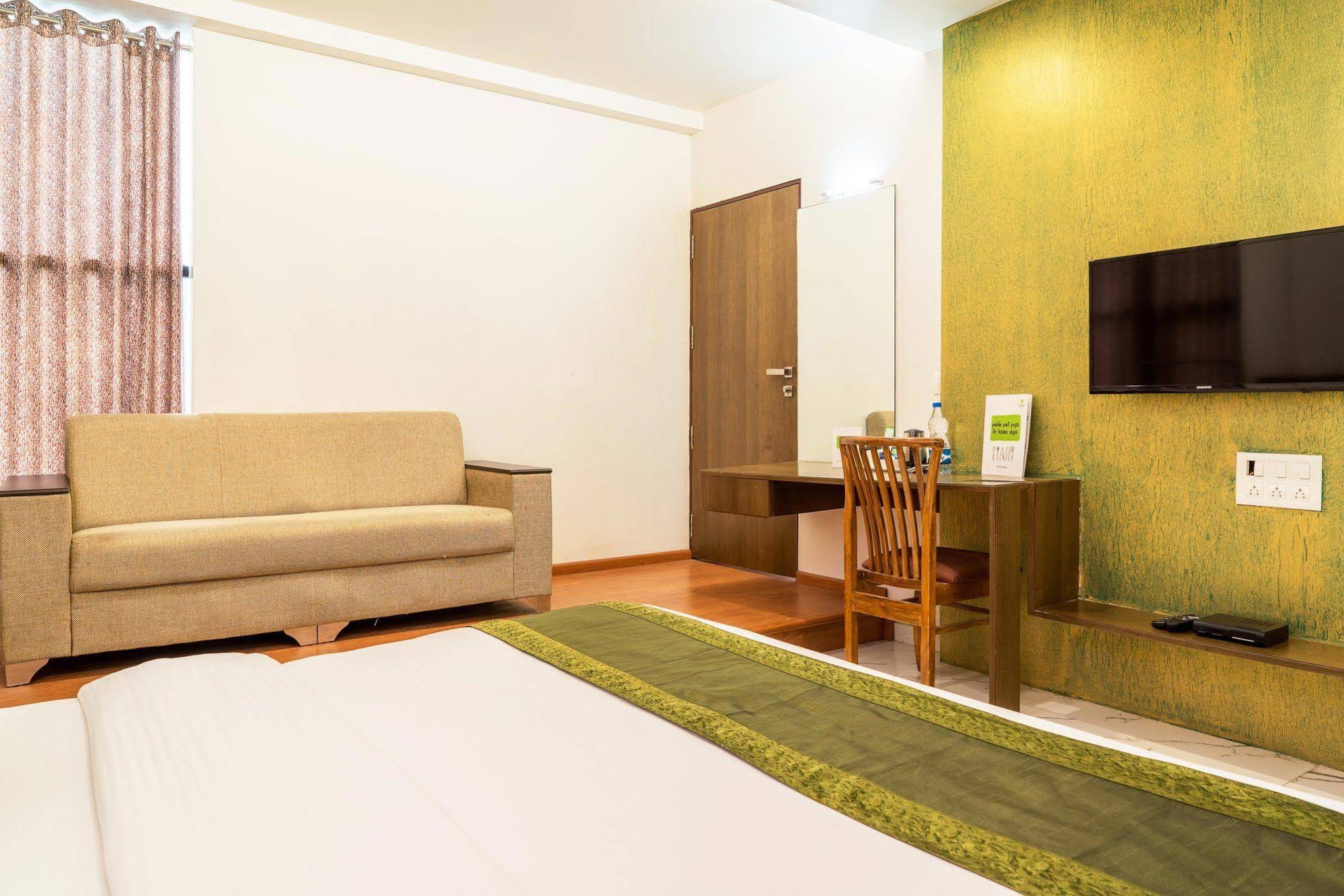 Treebo House Khas