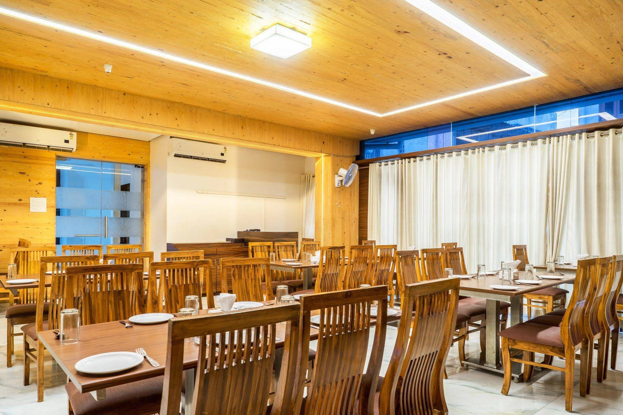 Treebo House Khas