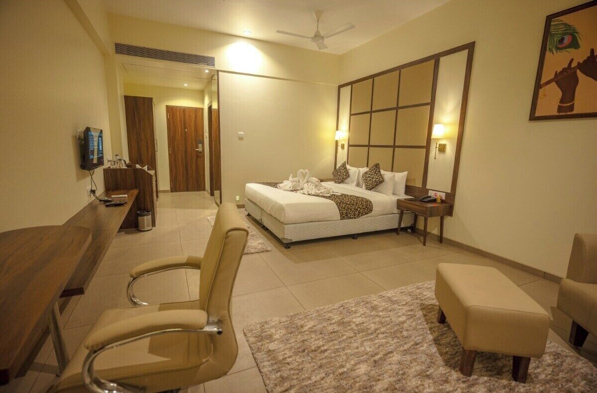 Hotel Utsav Square