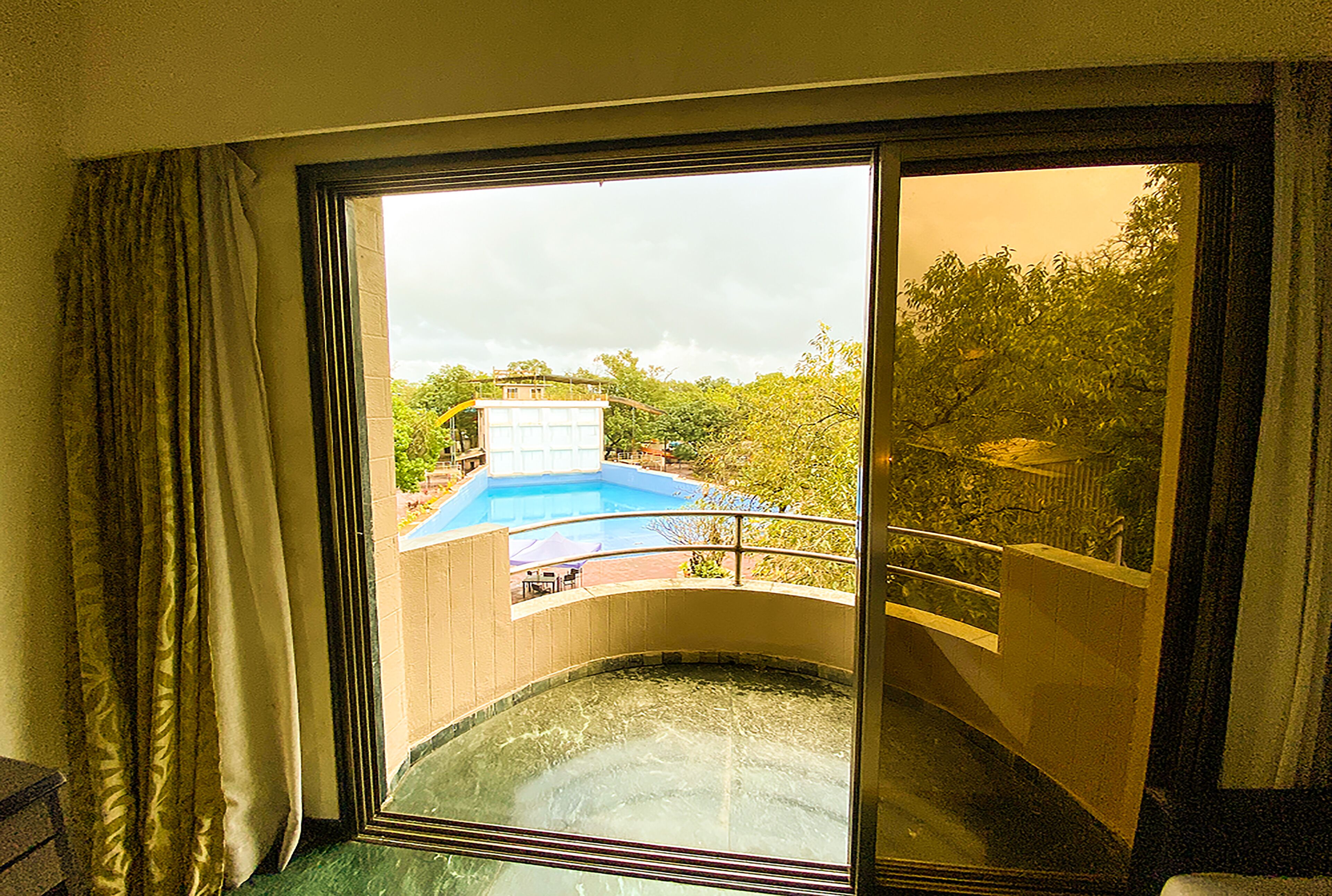 Aron Resort & Spa Lonavala