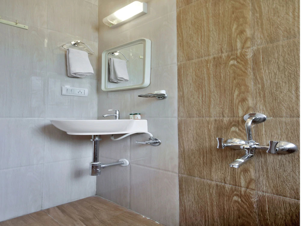 Hotel Royal Darbar by OYO Rooms