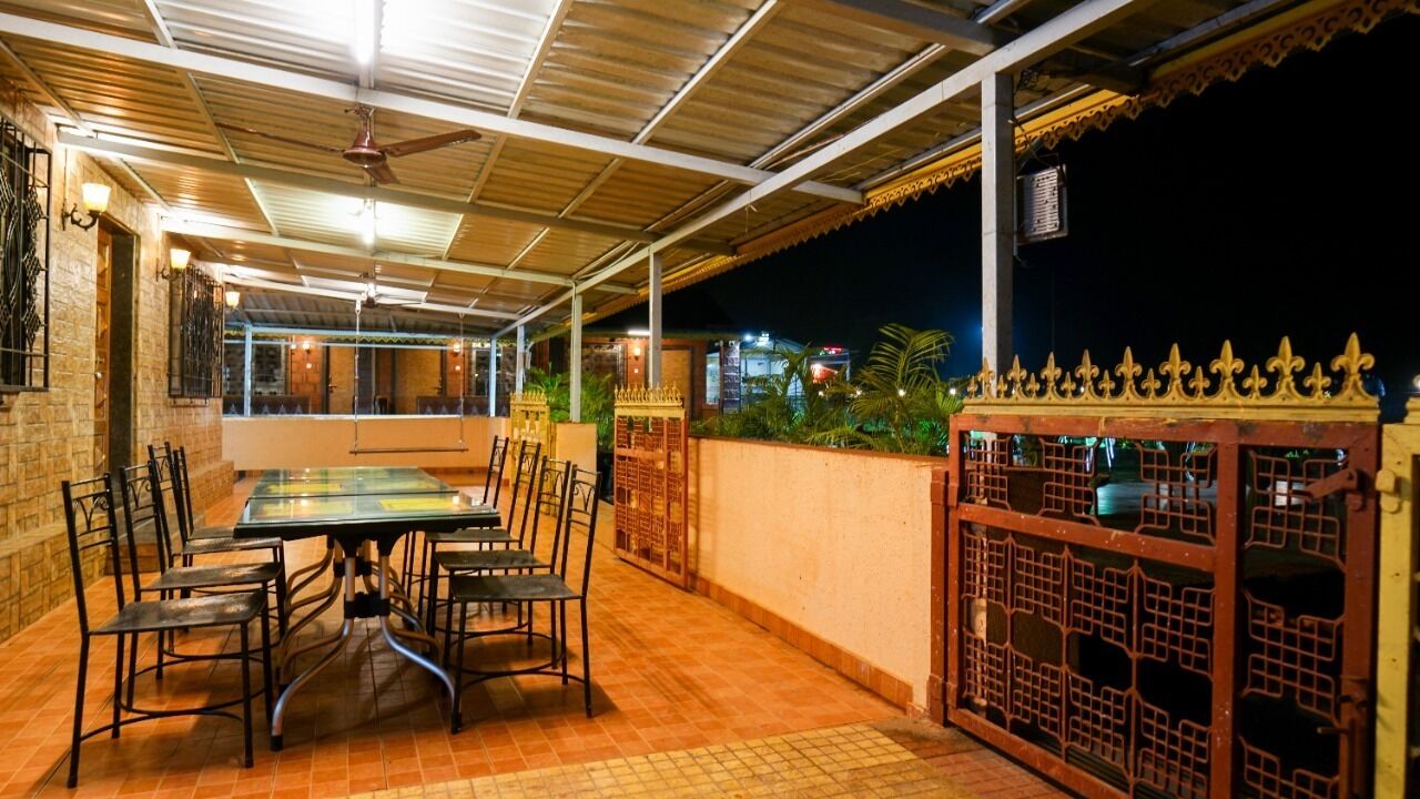 Bagicha Villa And Cottage