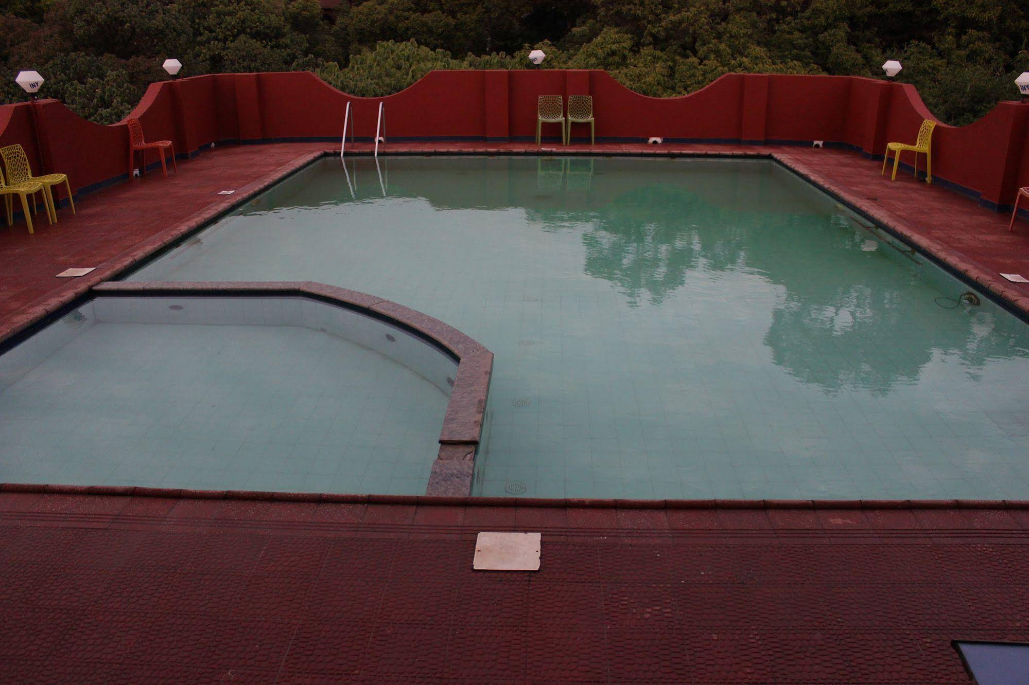 Hotel Sunny International