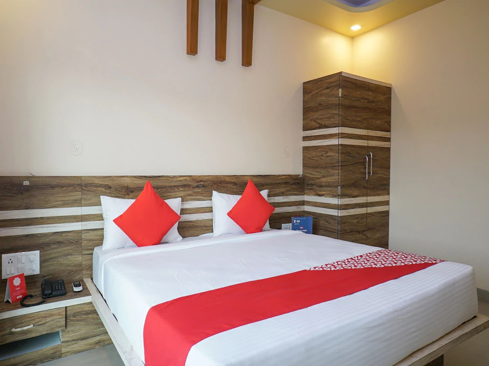Venna View by OYO Rooms