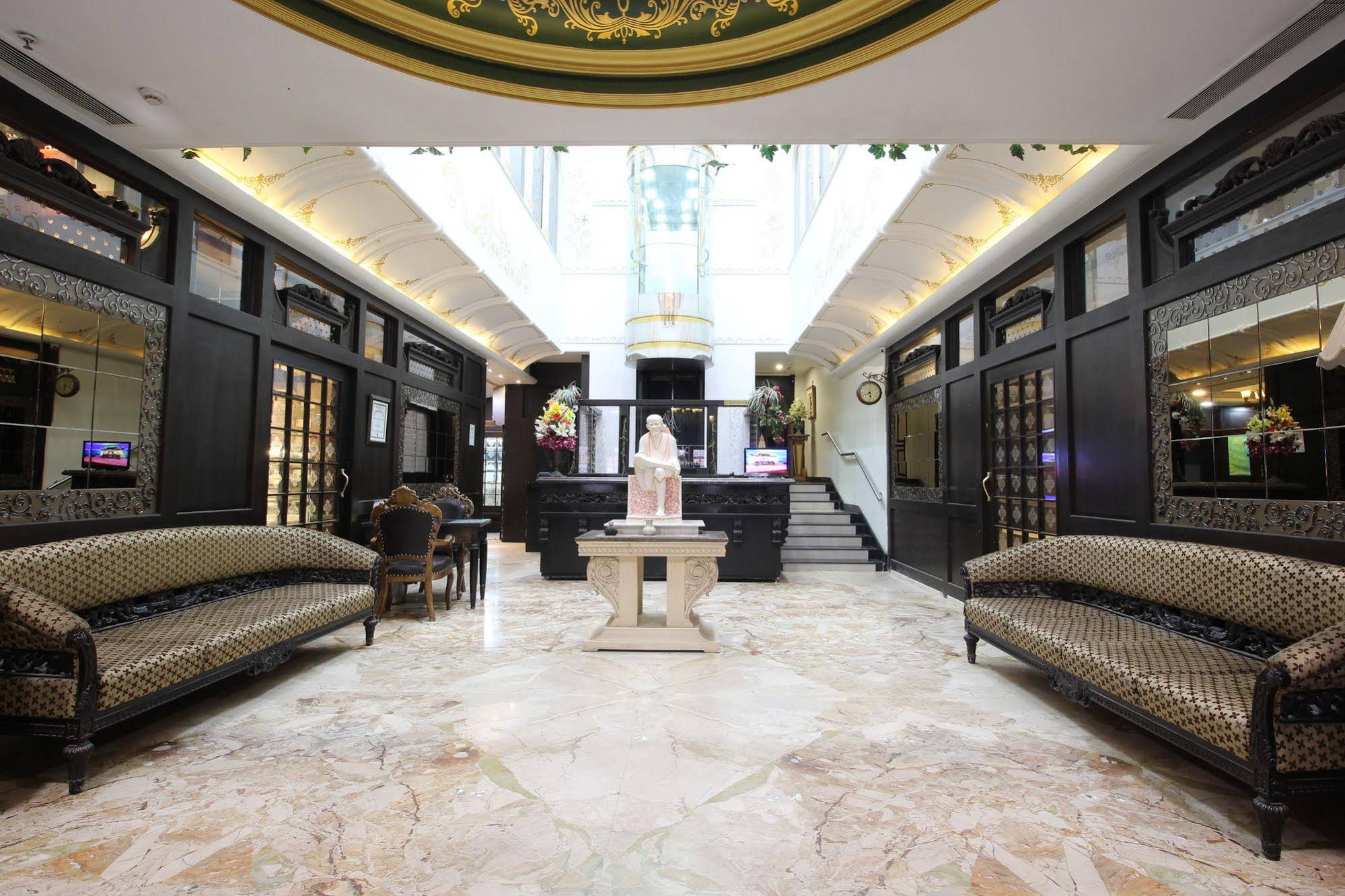 Hotel Ashok