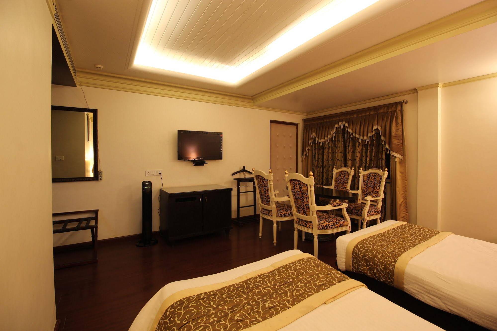 Hotel Ashok