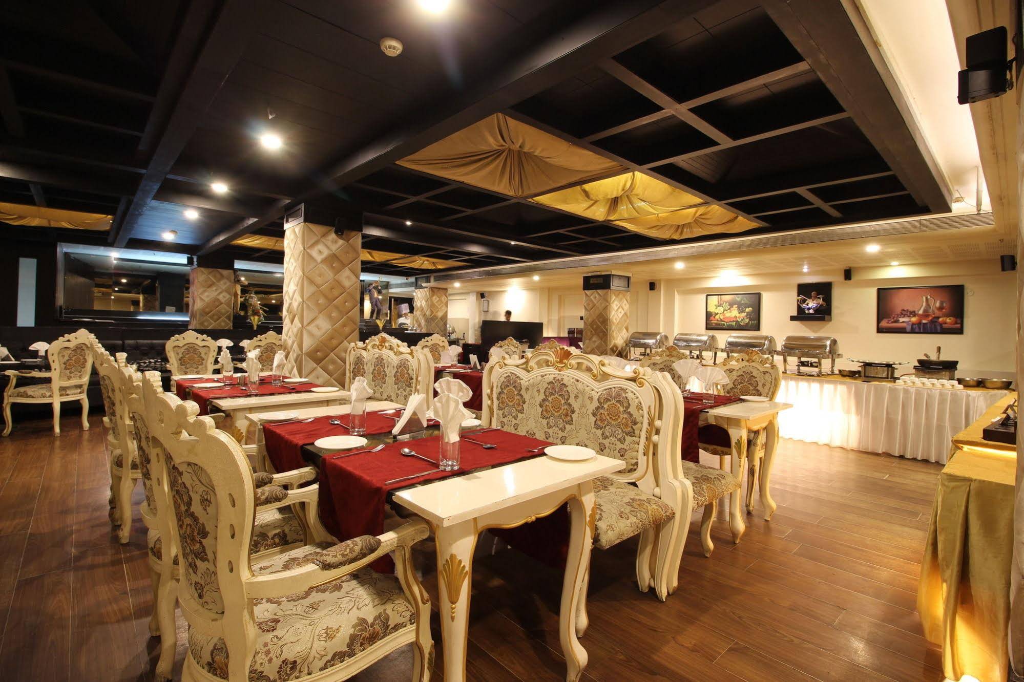 Hotel Ashok