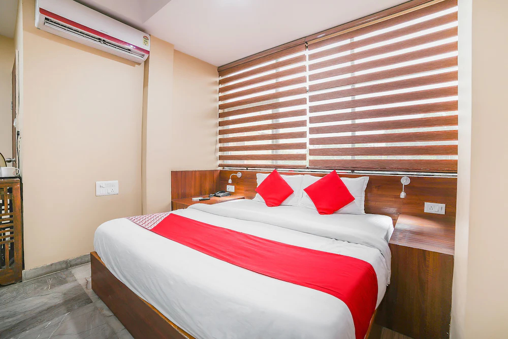 OYO Townhouse 155 Hotel Satya