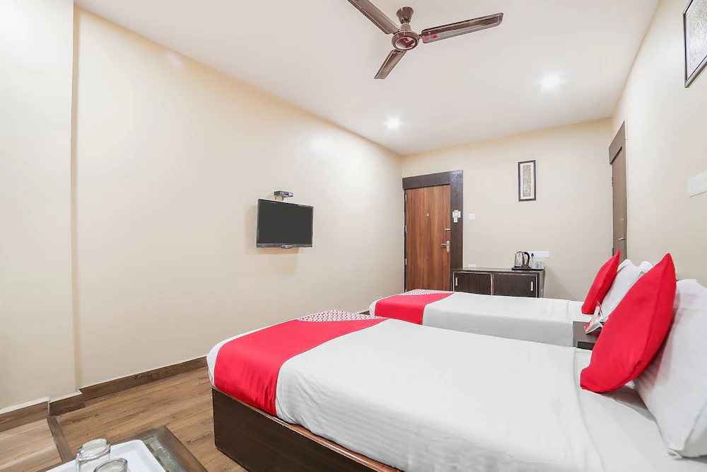 OYO Townhouse 155 Hotel Satya