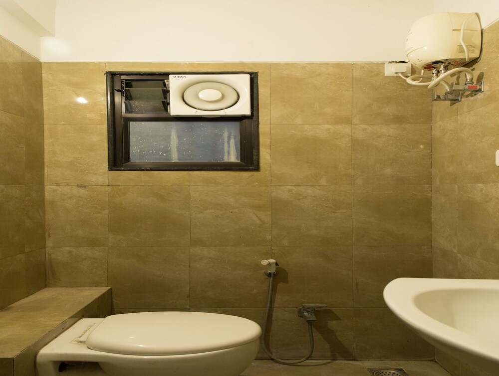 OYO 10024 Orange City Apartments