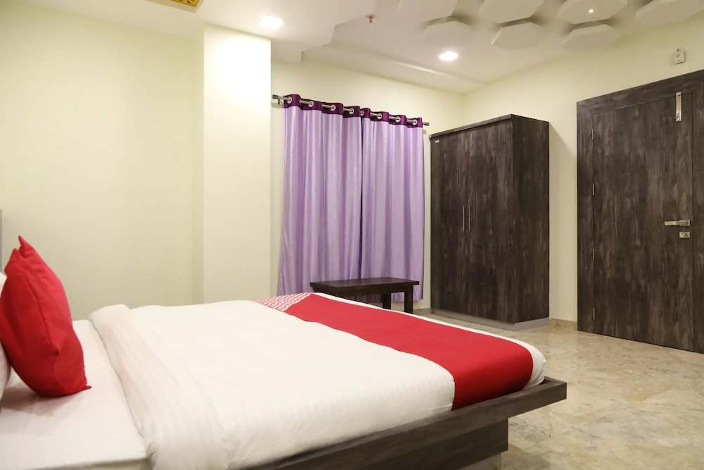 Super Townhouse 700 Hotel Krishna