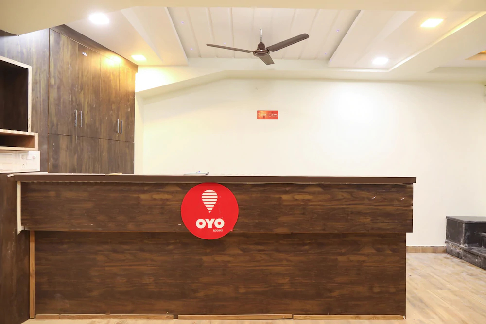 Super Townhouse 700 Hotel Krishna