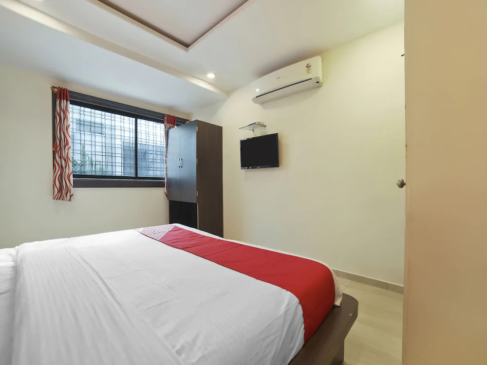 S Cube Service Apartments By OYO Rooms