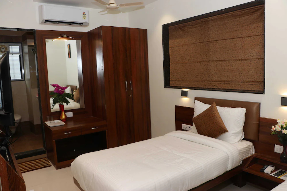 Hotel CVR Nanded