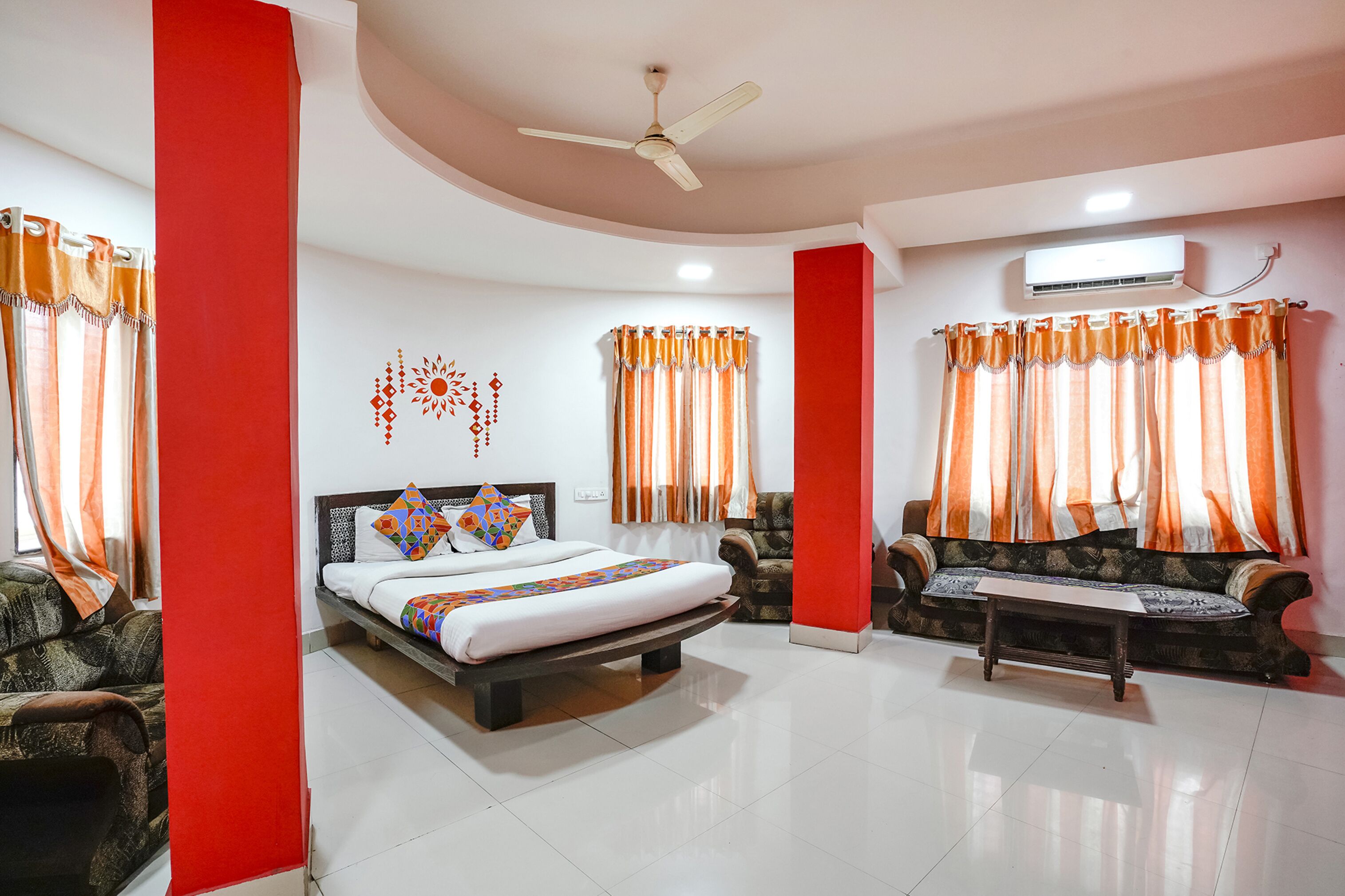 Fabexpress Sai Lodging