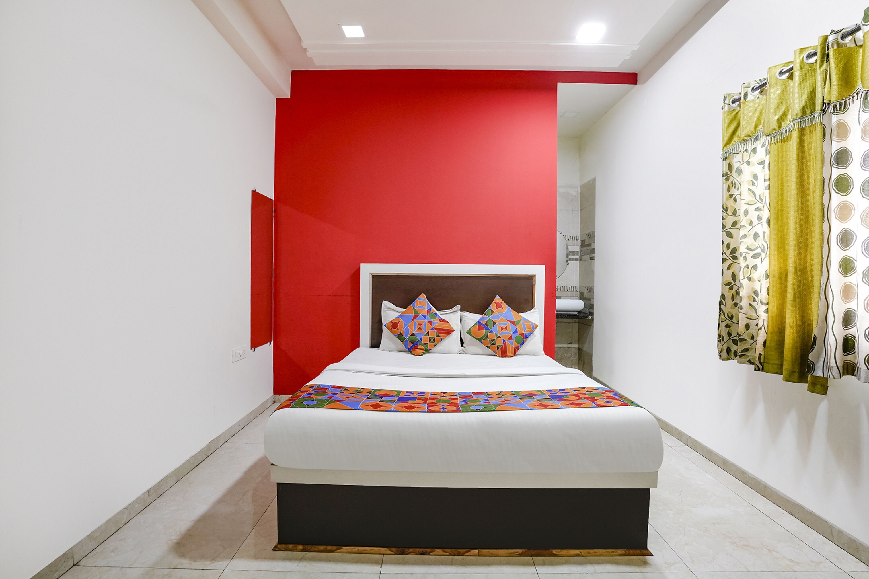Fabexpress Sai Lodging