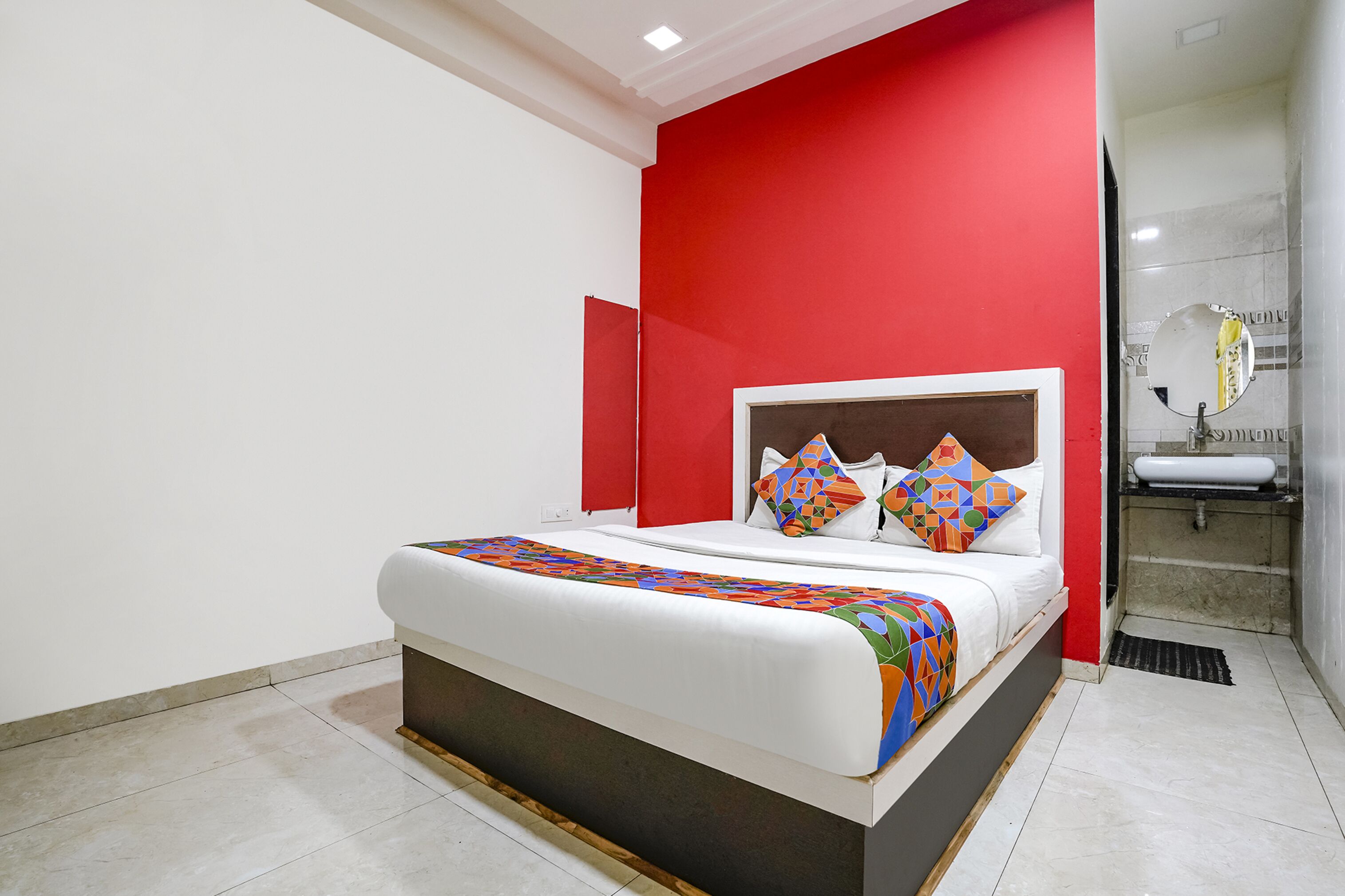 Fabexpress Sai Lodging
