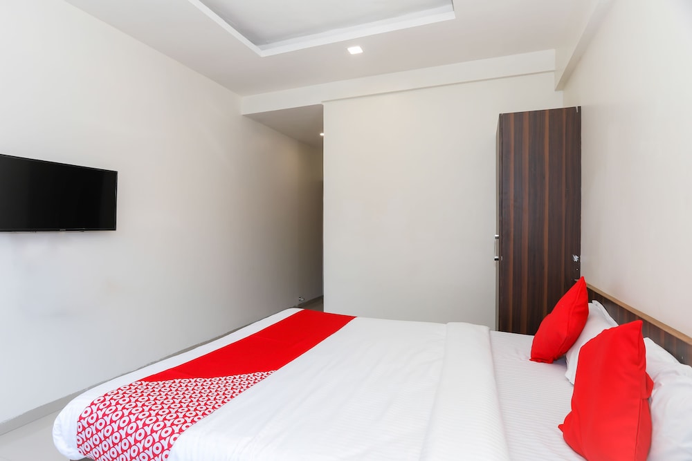 Hotel Namrata By OYO Rooms