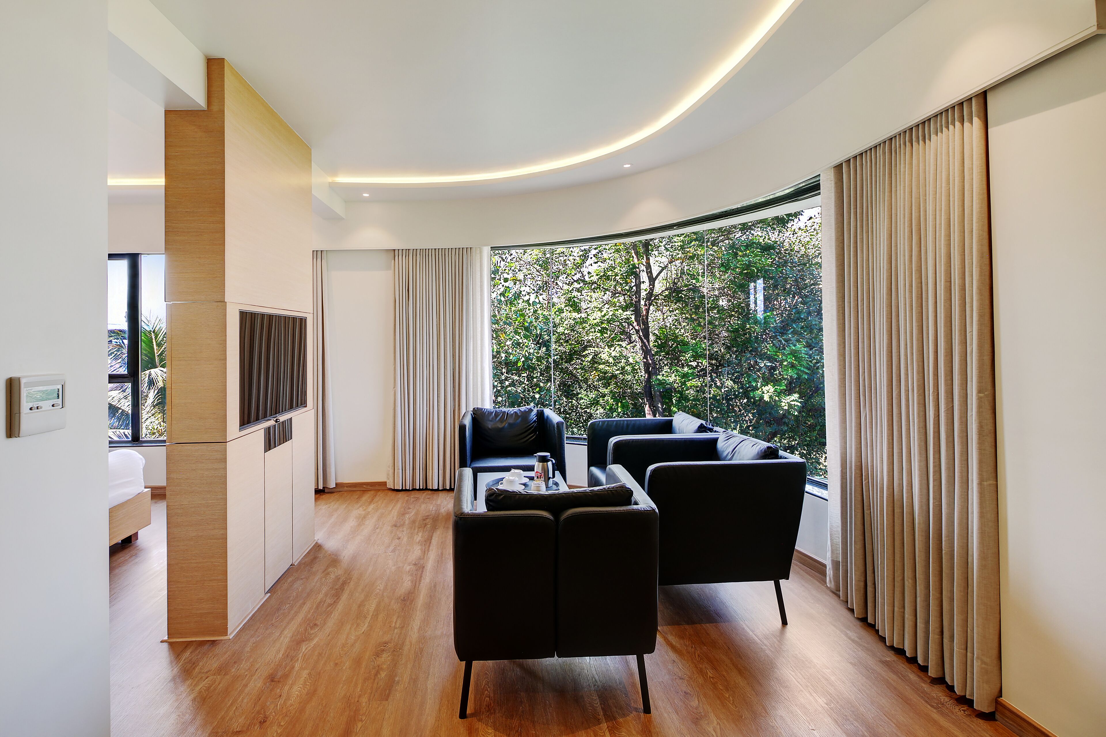 Hotel Mumbai House Ghansoli Navi Mumbai