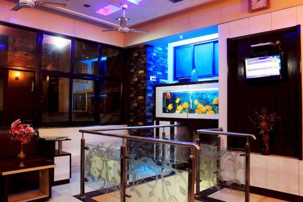 Hotel Rex Plaza