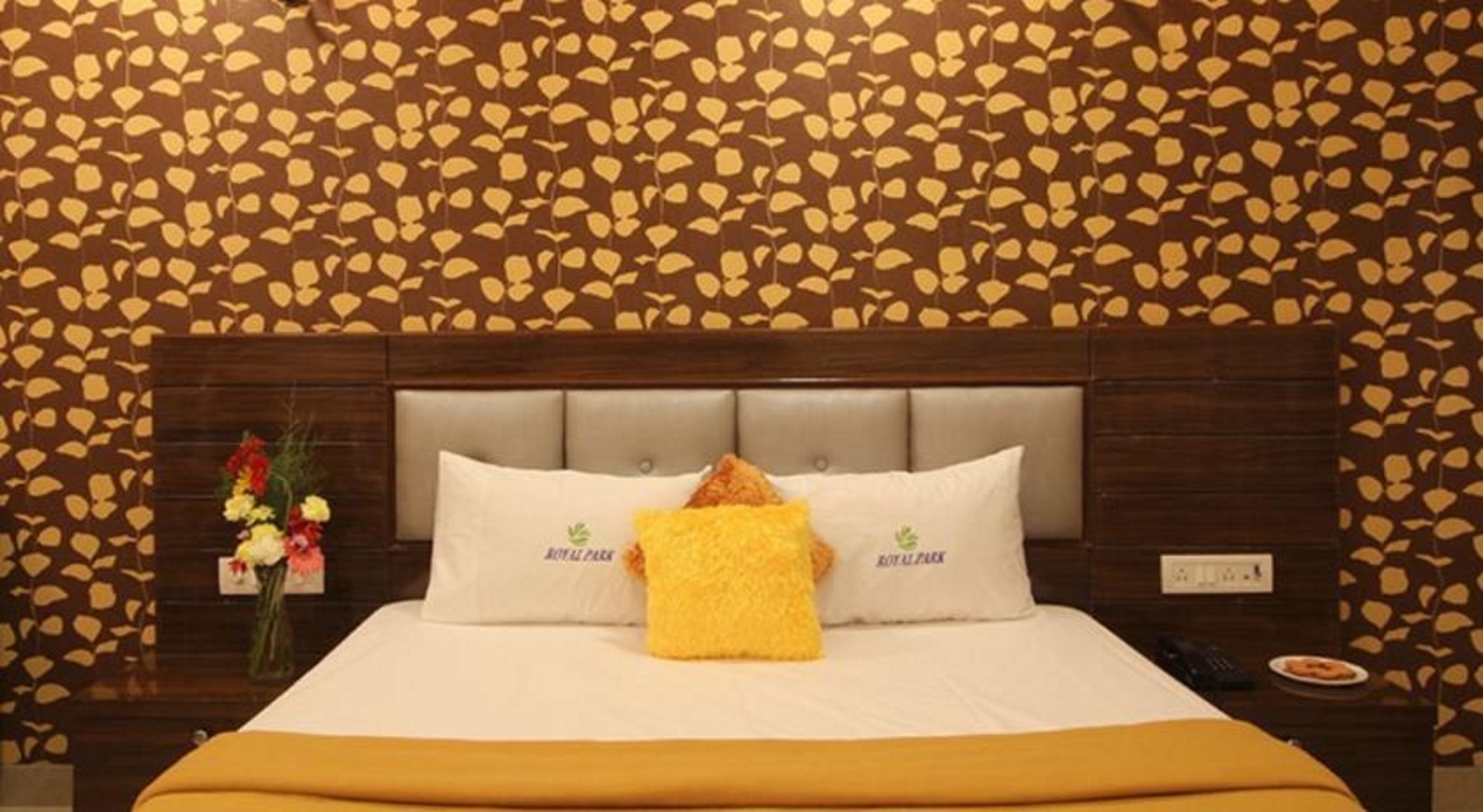Hotel Royal Park Residency