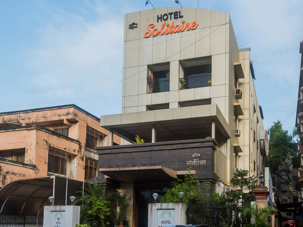 Hotel Solitaire by OYO Rooms