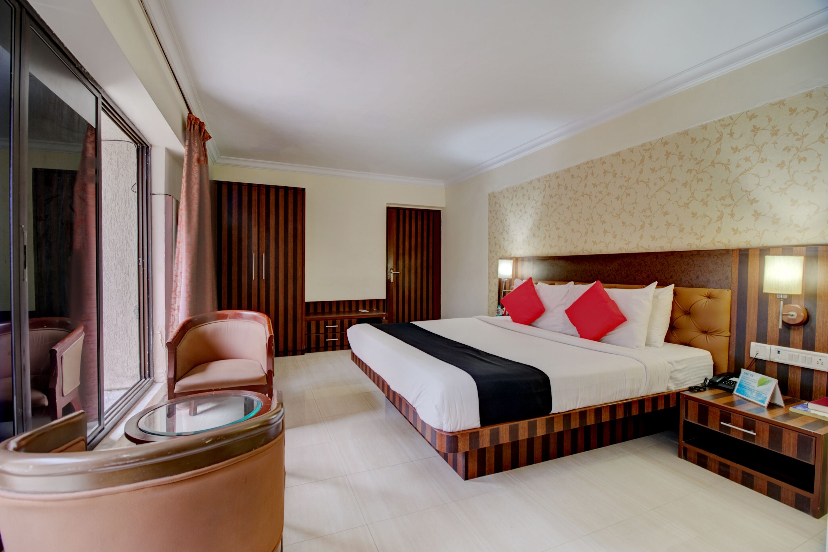 Capital O 48073 K Star Hotel