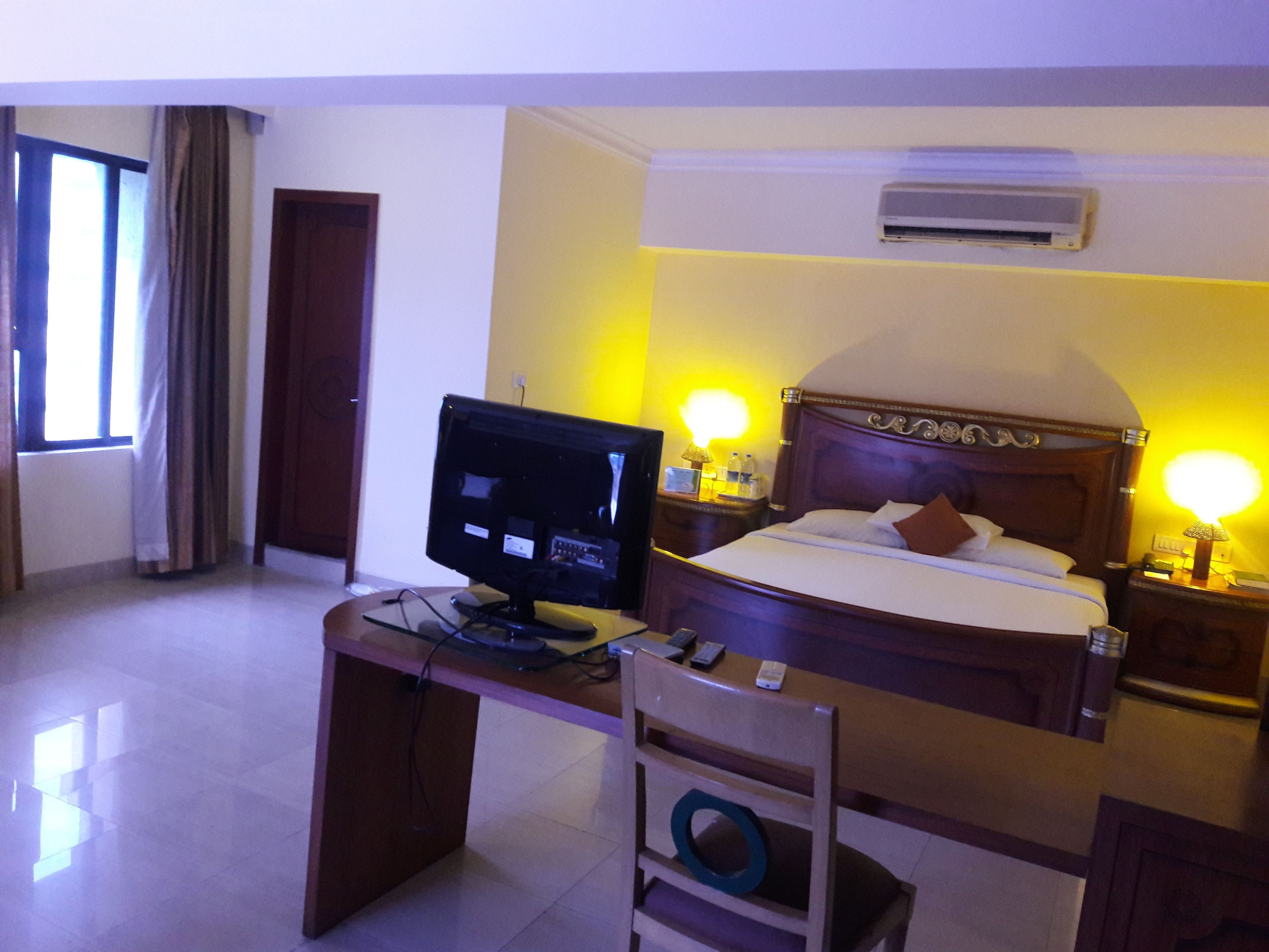 Capital O 48073 K Star Hotel