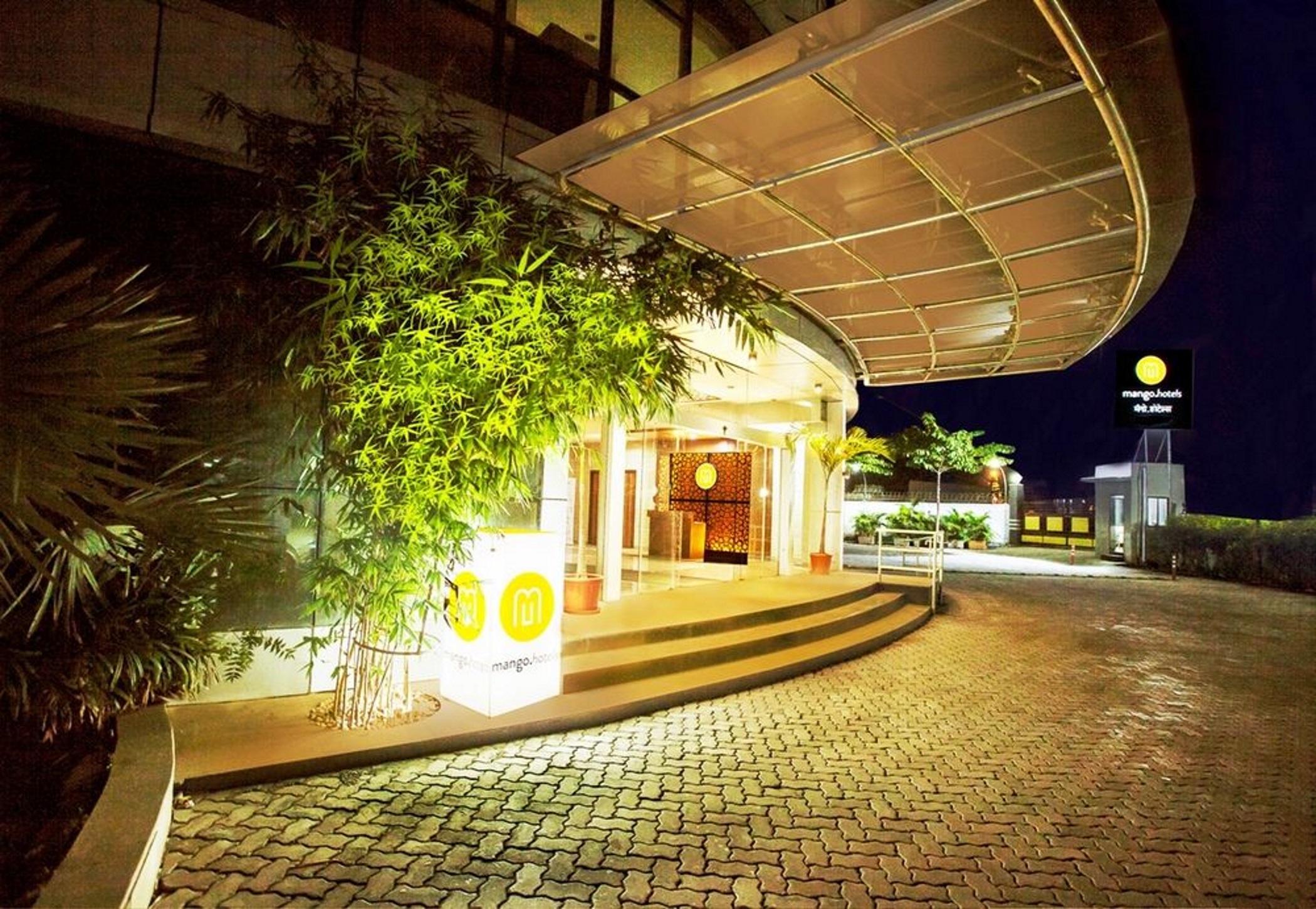 Hotel Mumbai House - Airoli, Navi Mumbai