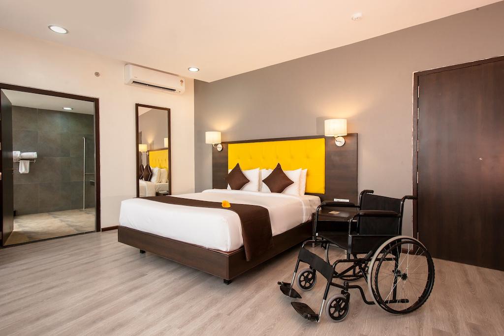 Hotel Mumbai House - Airoli, Navi Mumbai