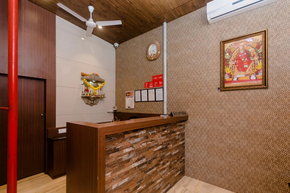 Starwood Residency by Fabhotel