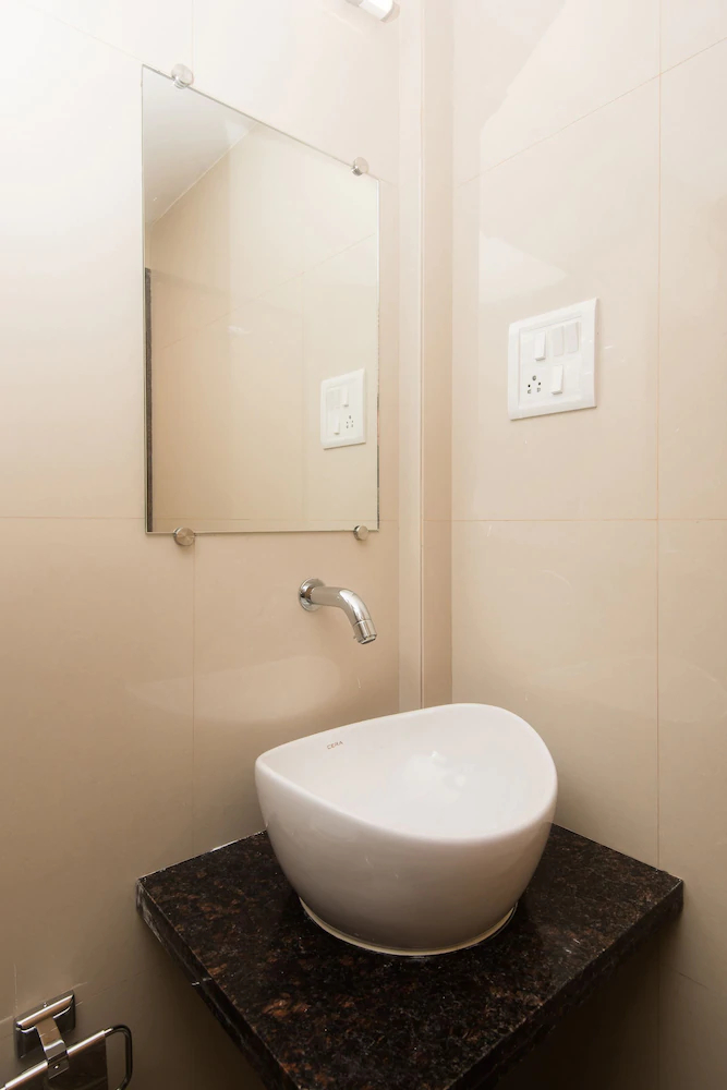 Starwood Residency by Fabhotel