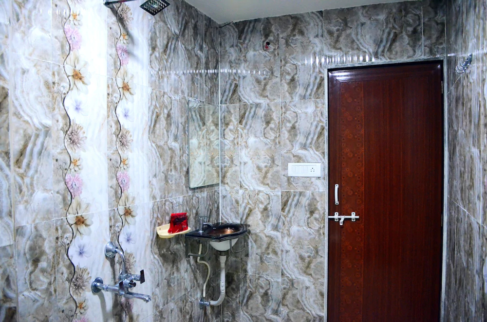 Hotel Panchgani Holiday Home By OYO Rooms