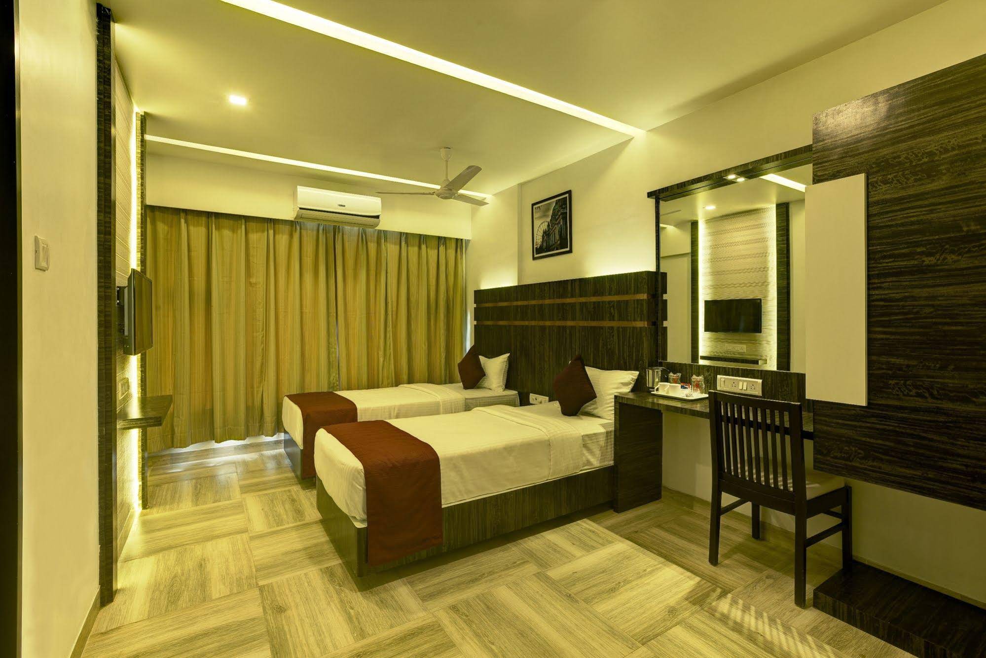Hotel Crown Inn
