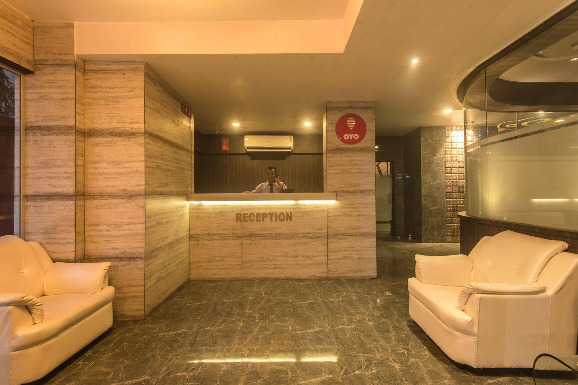 Hotel Crown Inn