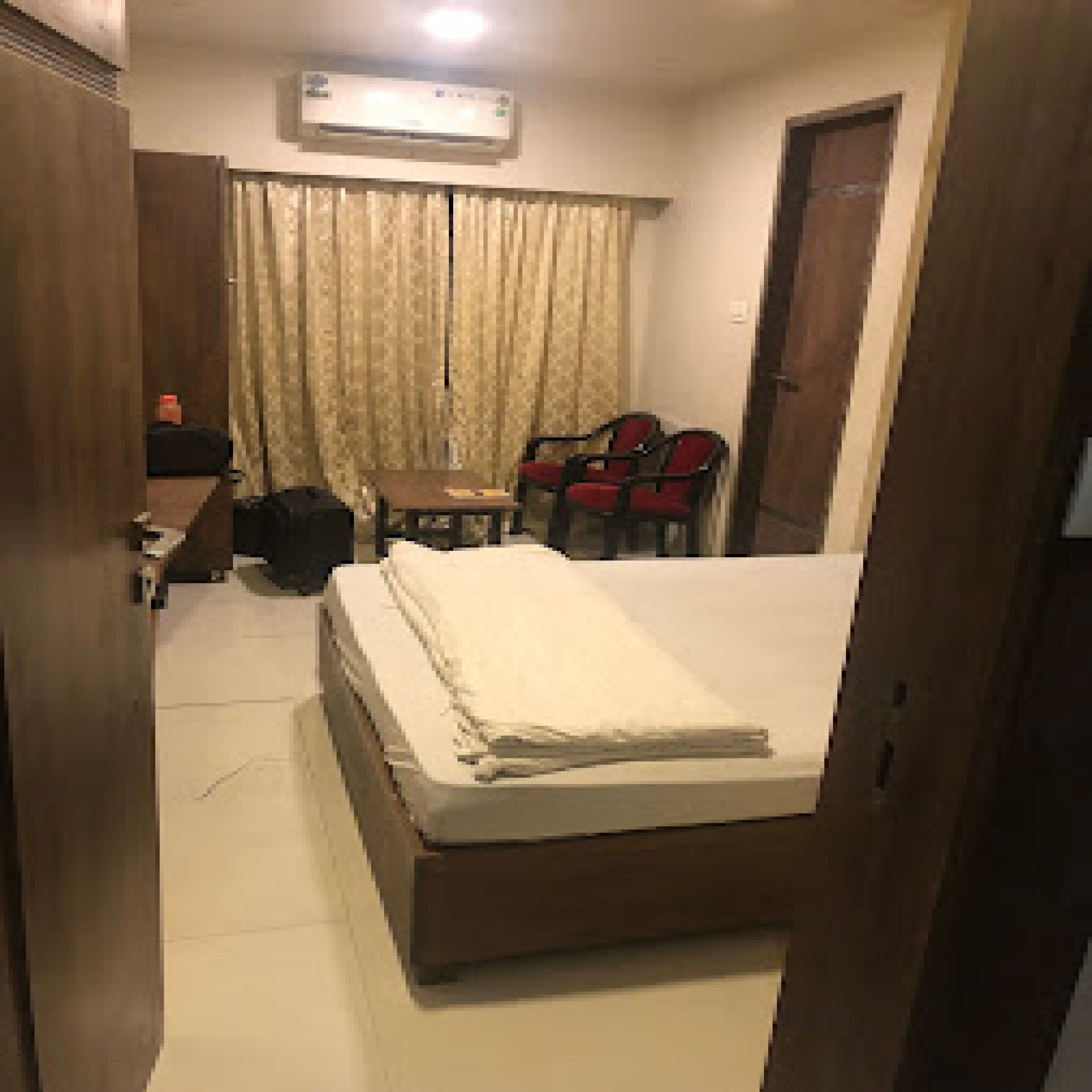 Hotel Metro Palace