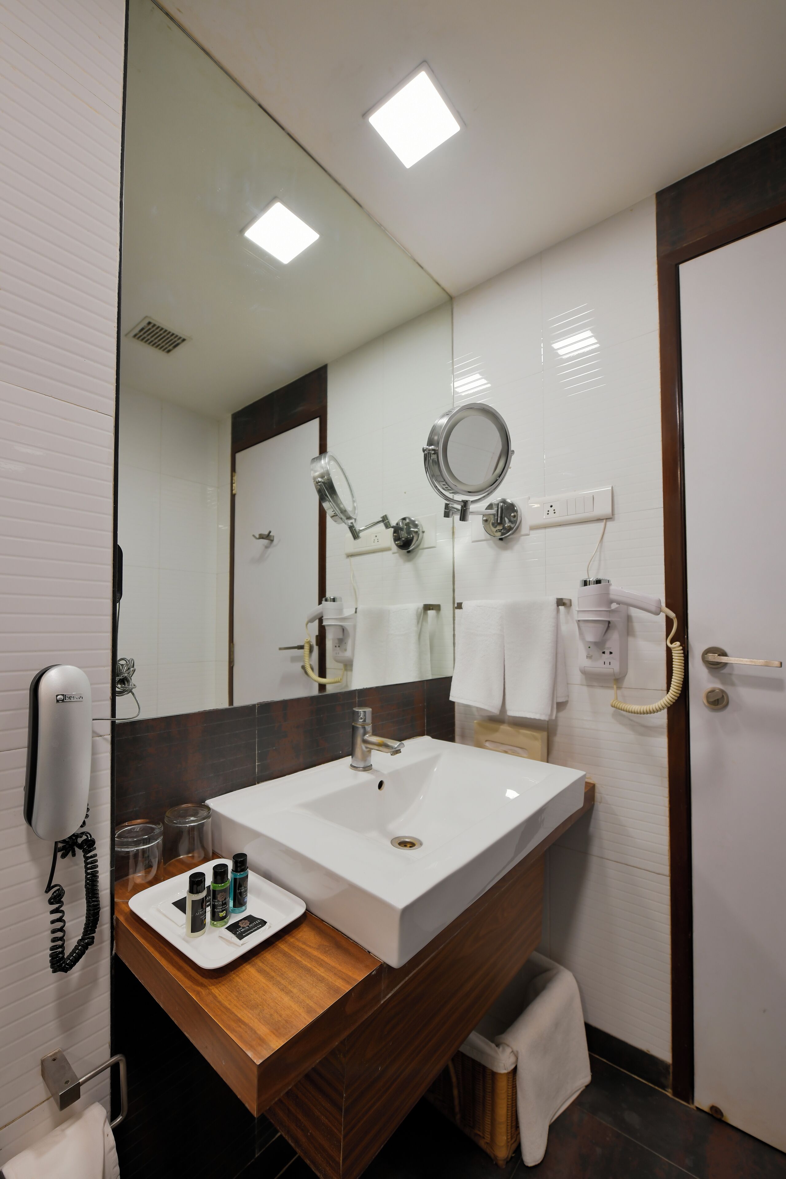 Premier Tamanna Hotel