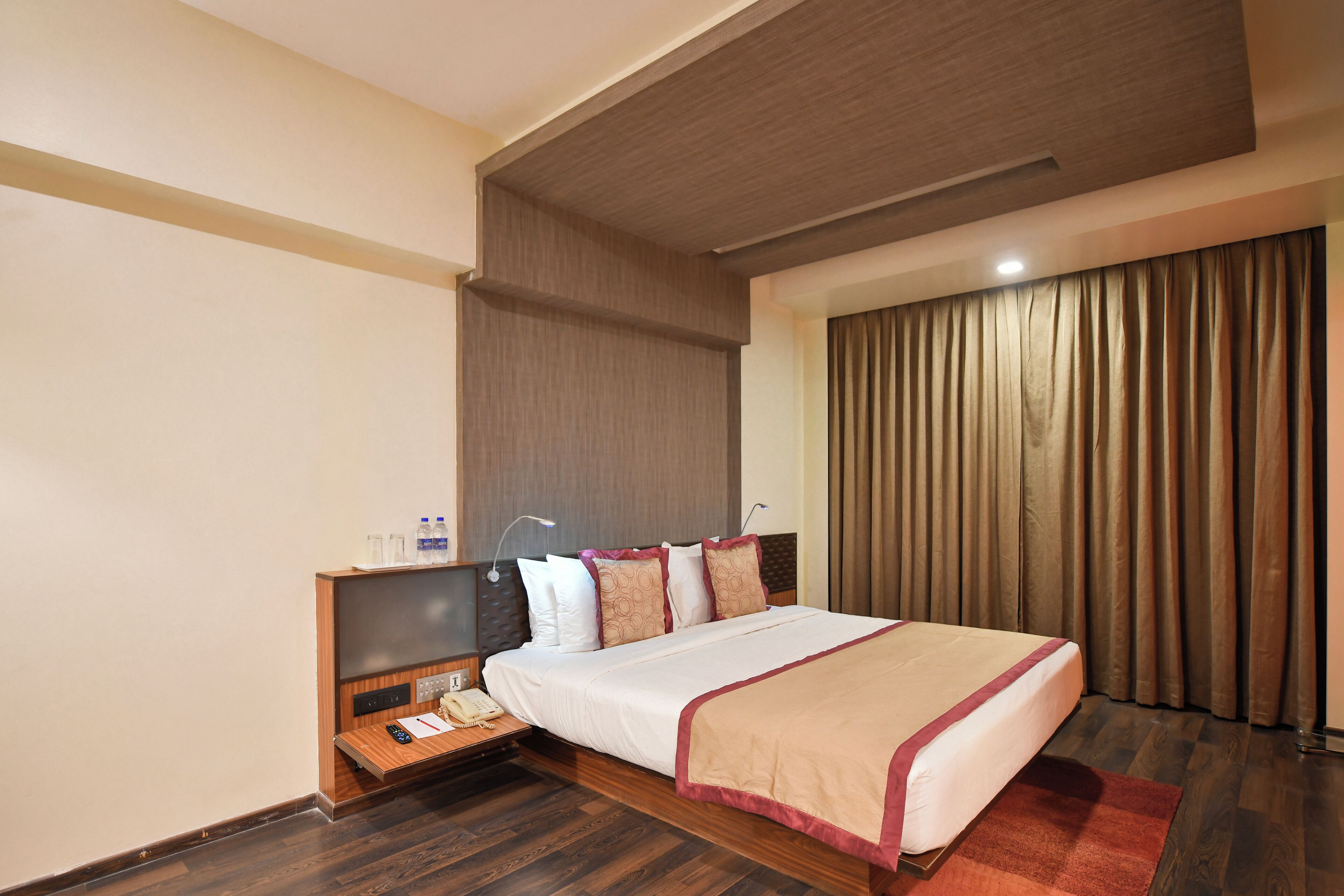 Premier Tamanna Hotel