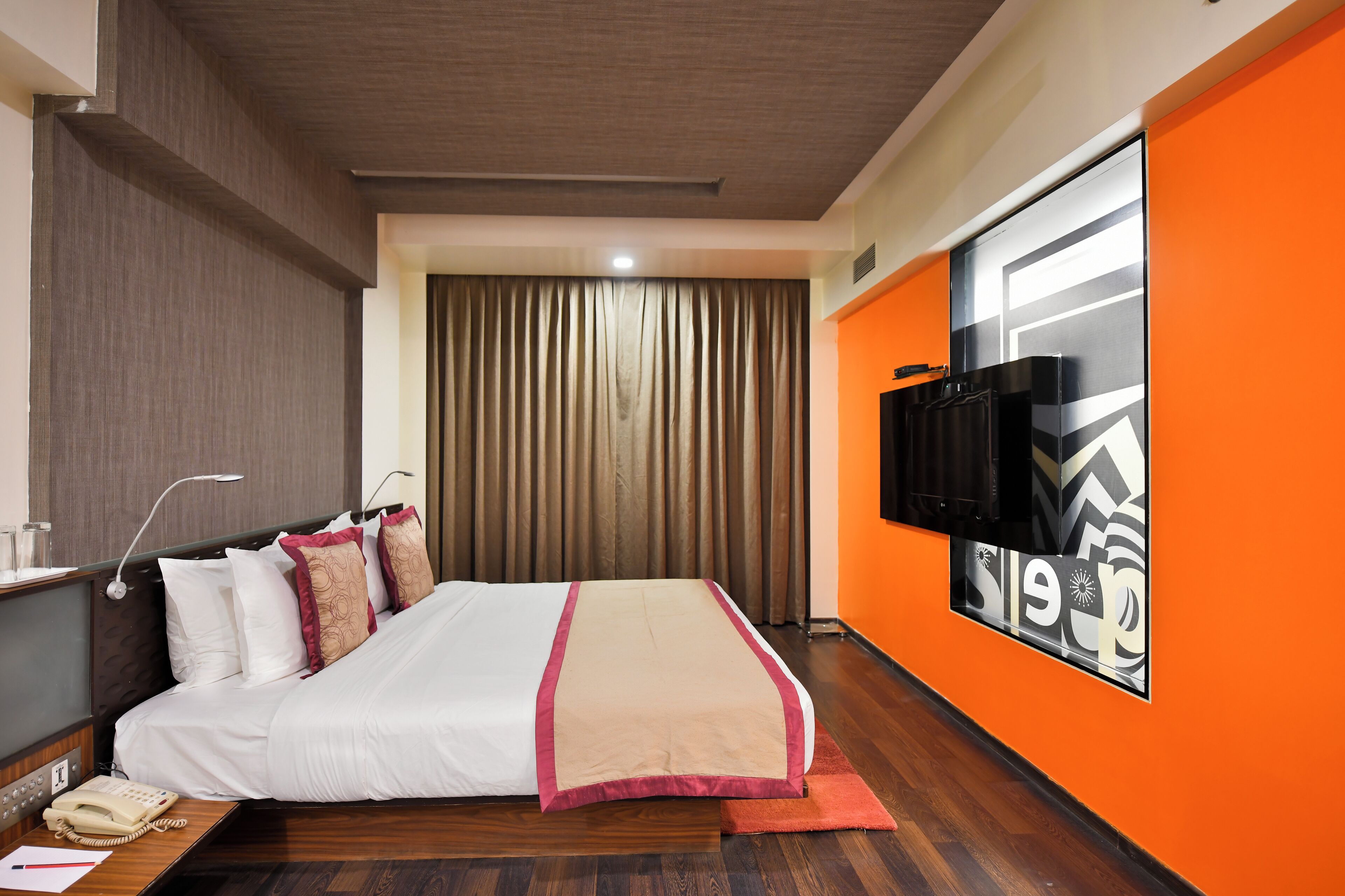 Premier Tamanna Hotel