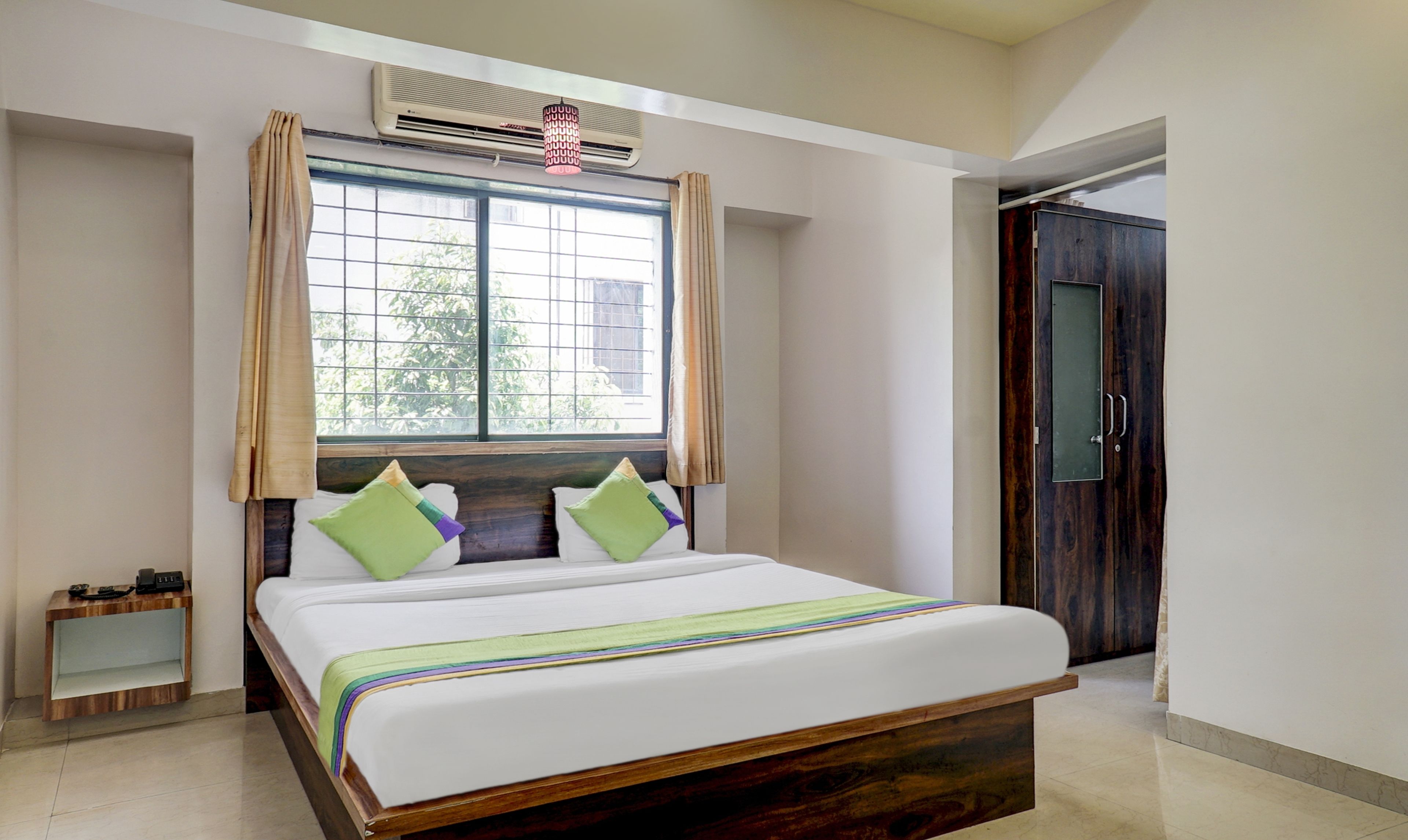 Aero Studio by Treebo