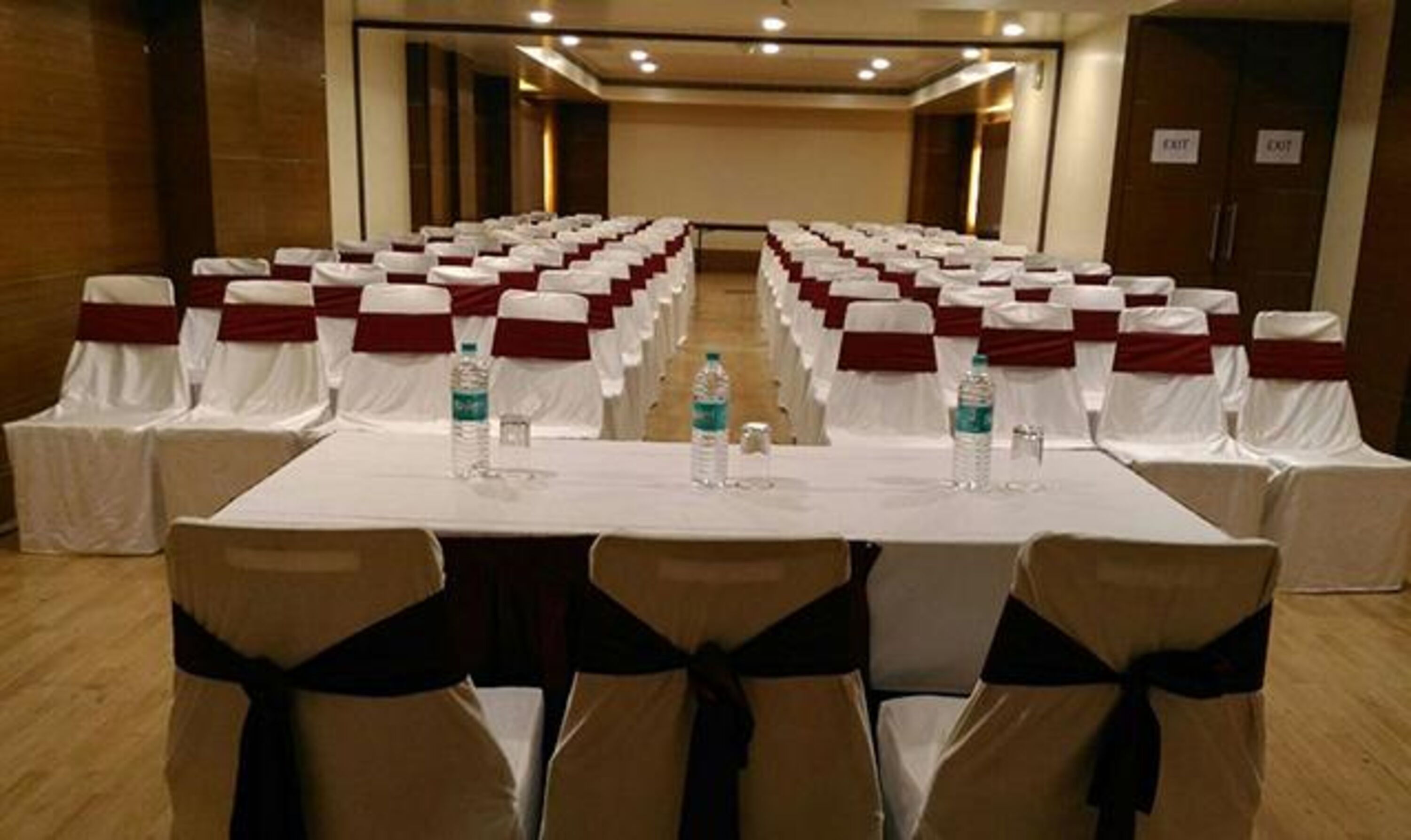 Fabhotel Prime Centurion