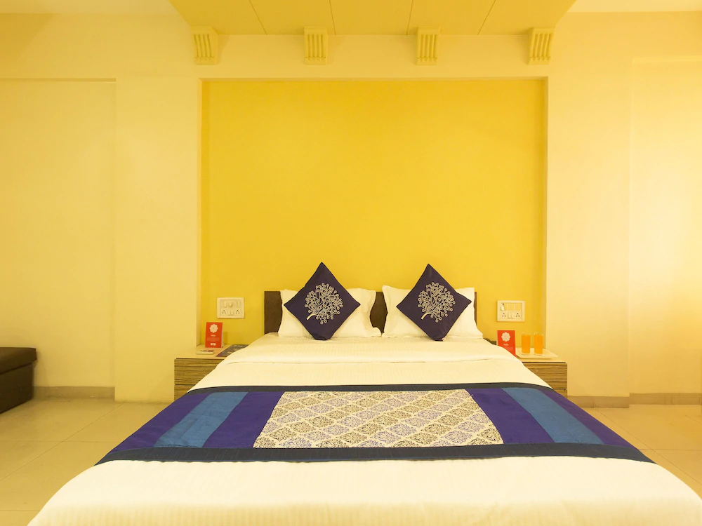 Hotel Silver Court By OYO Rooms