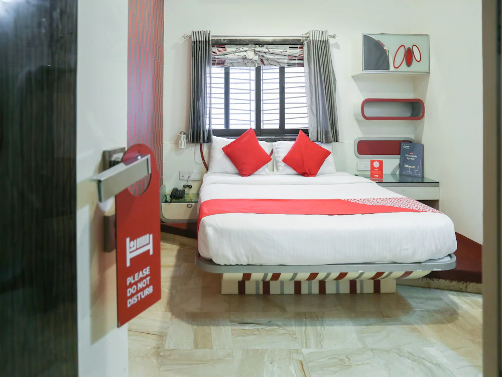 Lrh Service Apartments By OYO Rooms
