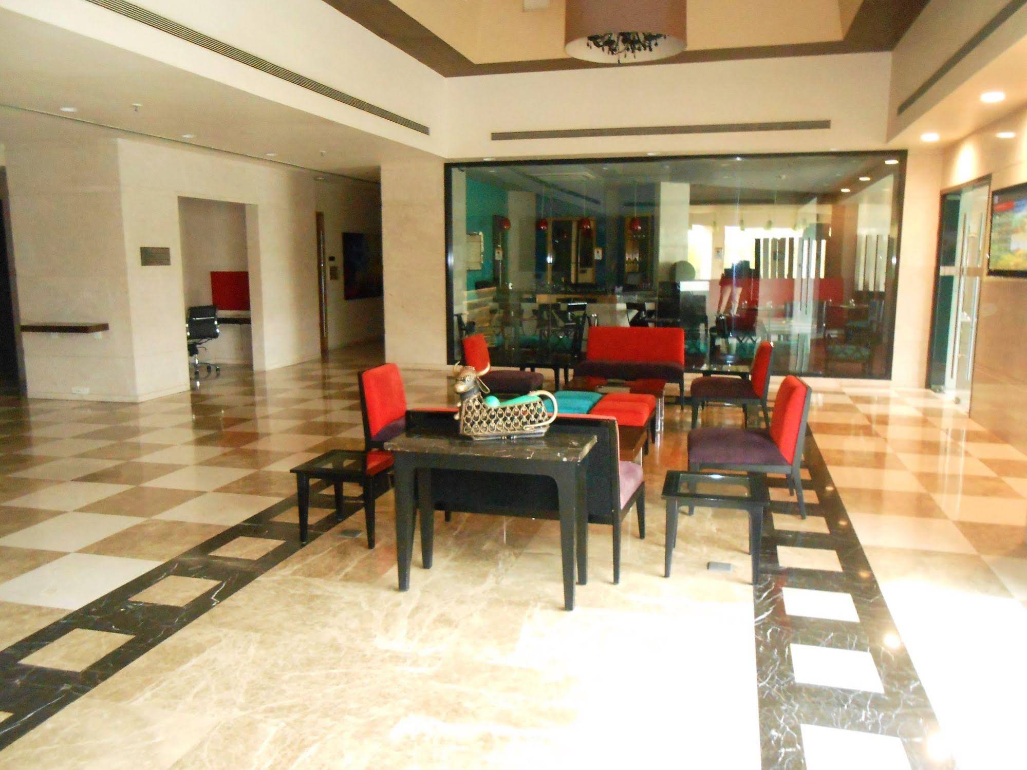 Lemon Tree Hotel, Pune