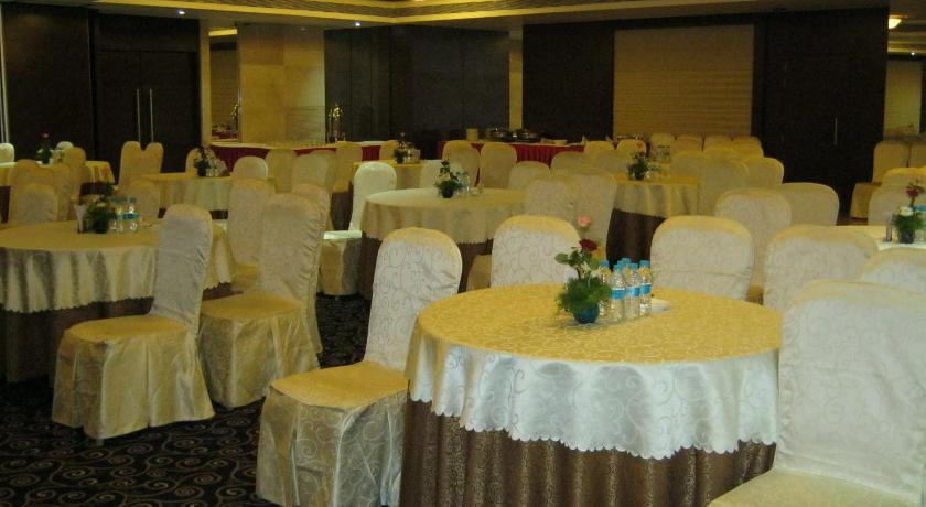 Ramee Grand