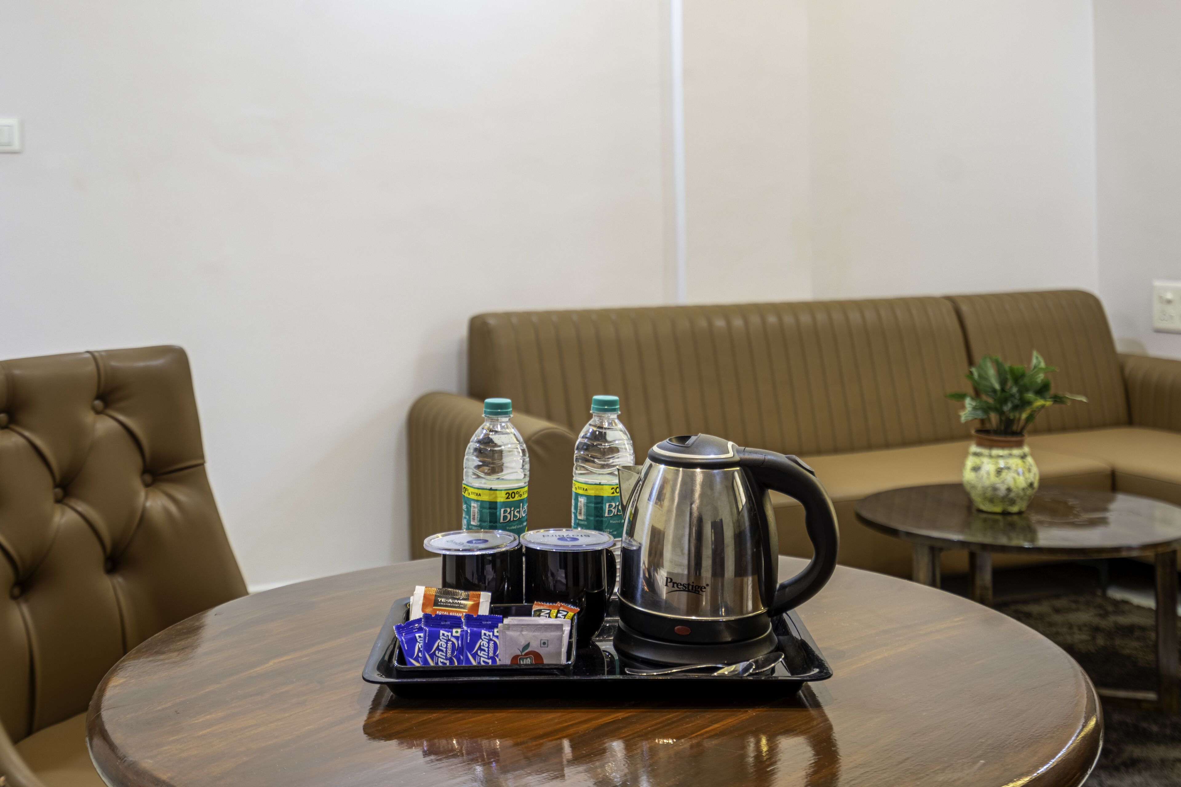 StayBird Divine Suites Business Hotel