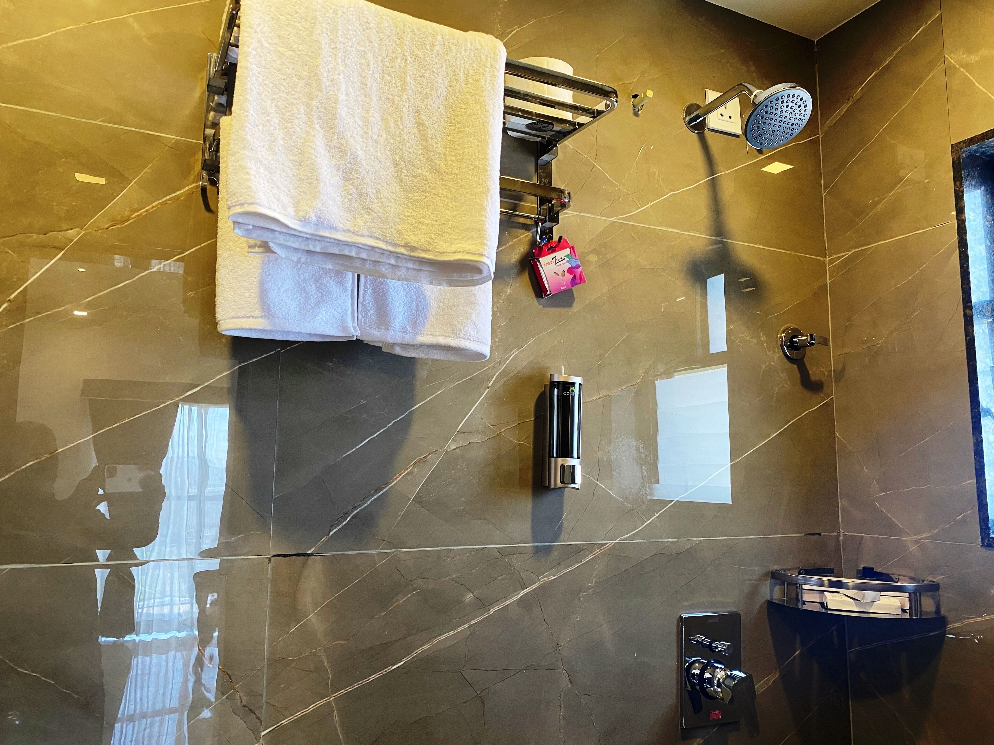 The Grand Sarovar Inn and Suites