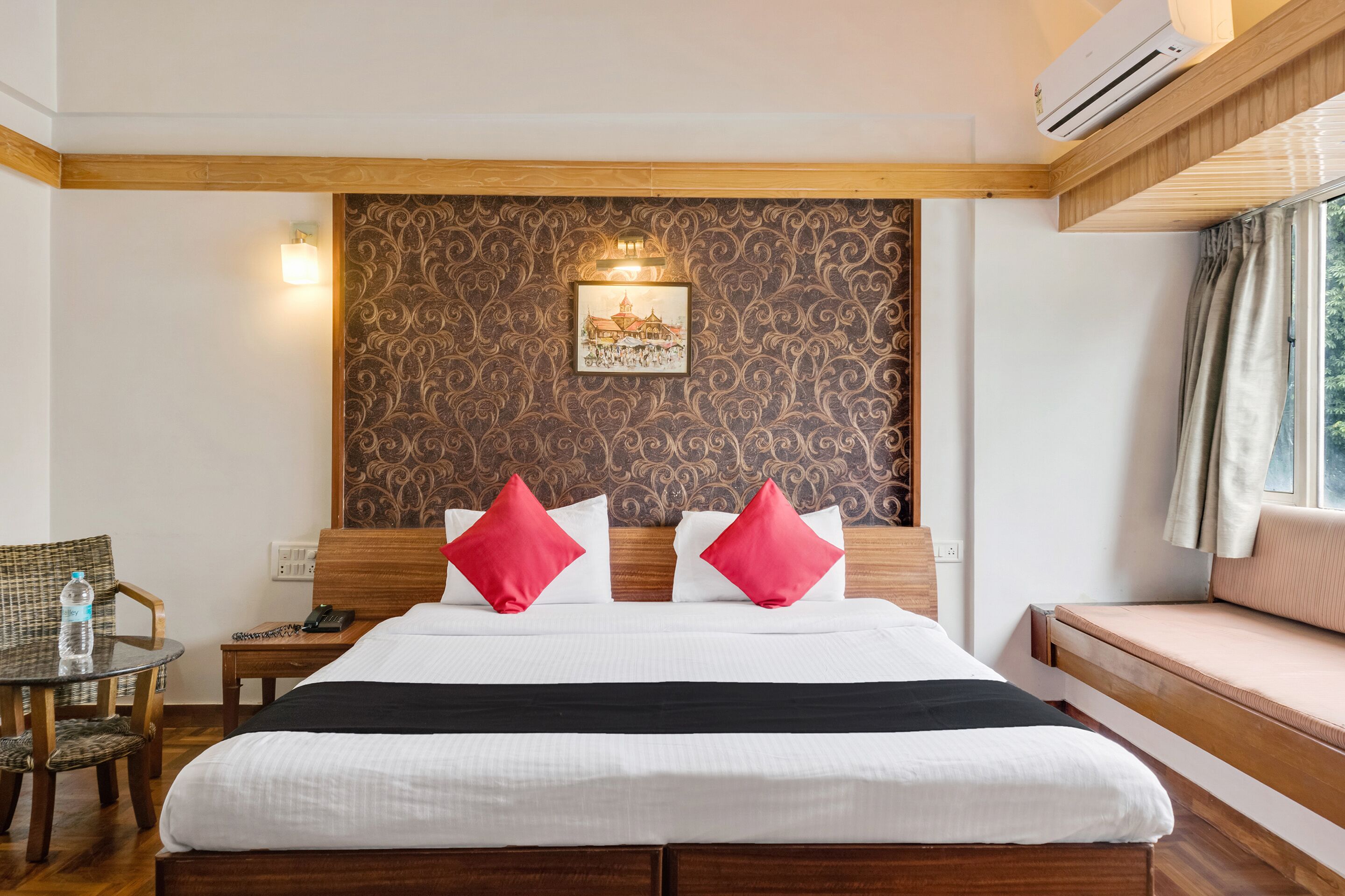 Treebo Trend Sahara by OYO Rooms