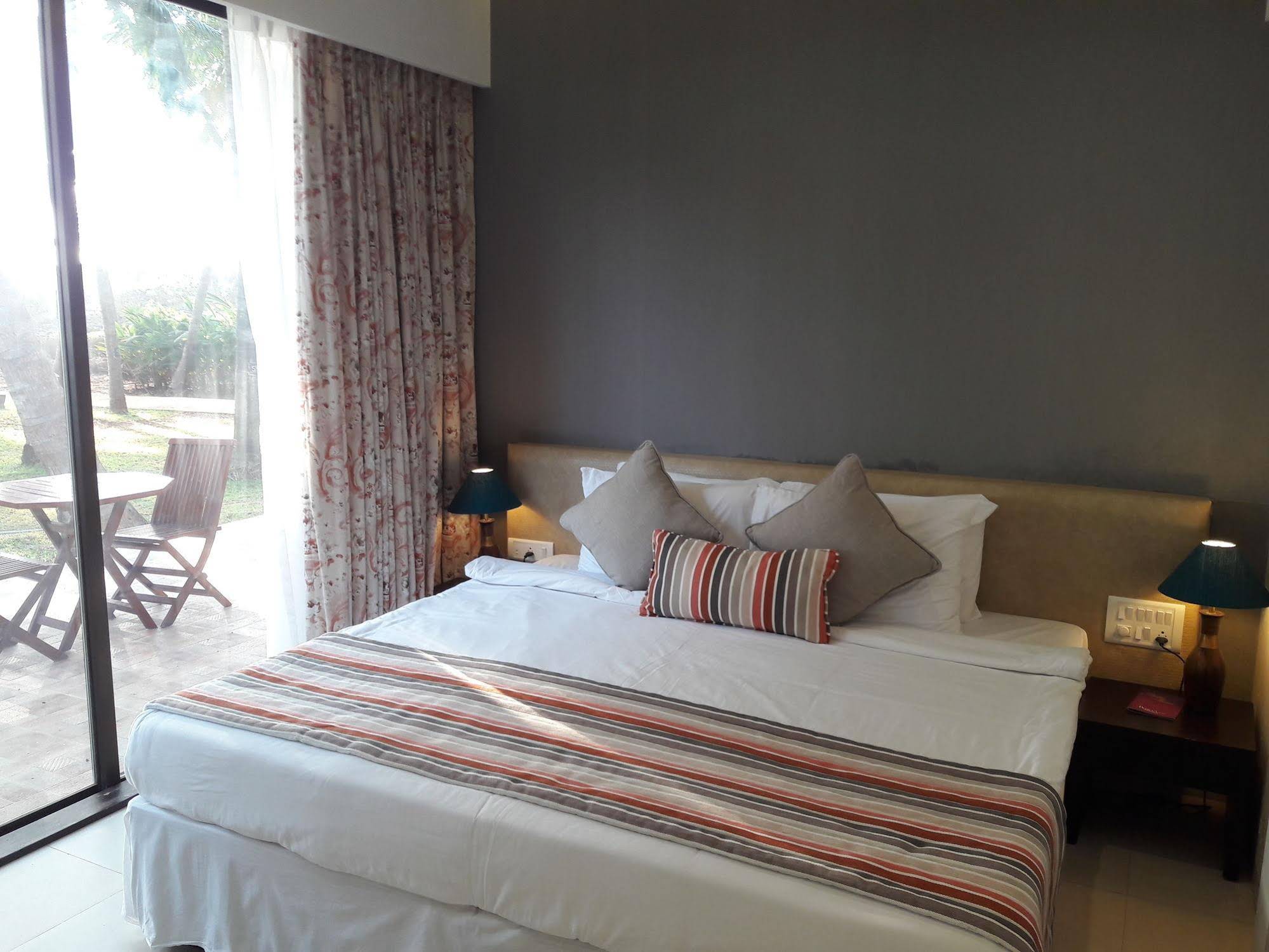 Blue Ocean Resort & Spa
